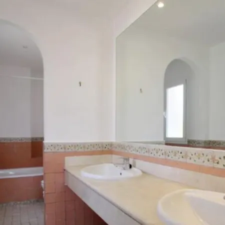 9 La Alzambra-puerto Banus Villa *