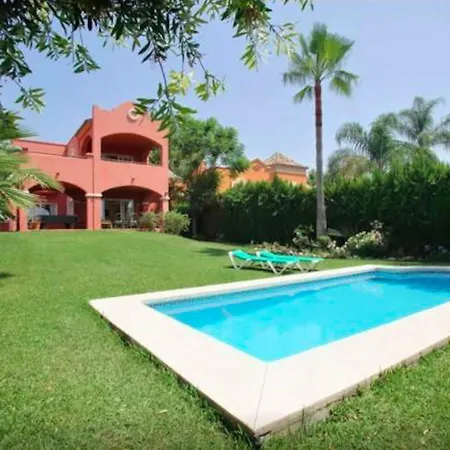 Villa 9 La Alzambra-puerto Banus Marbella