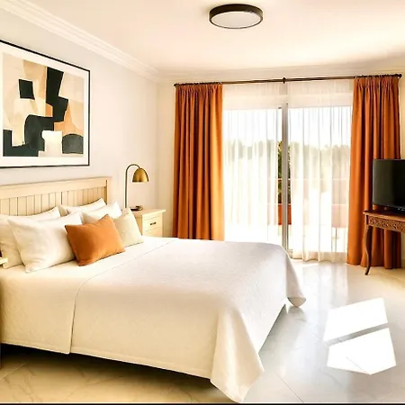 וילה 9 La Alzambra-puerto Banus