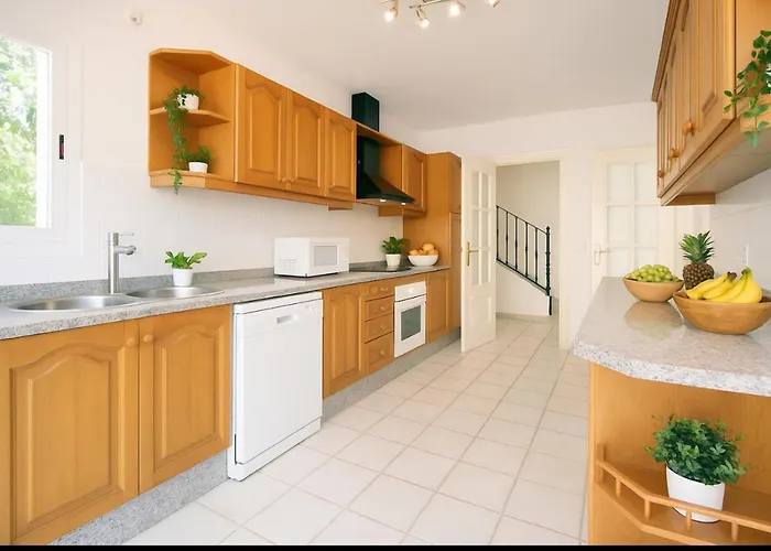 9 La Alzambra-puerto Banus * מארבלה
